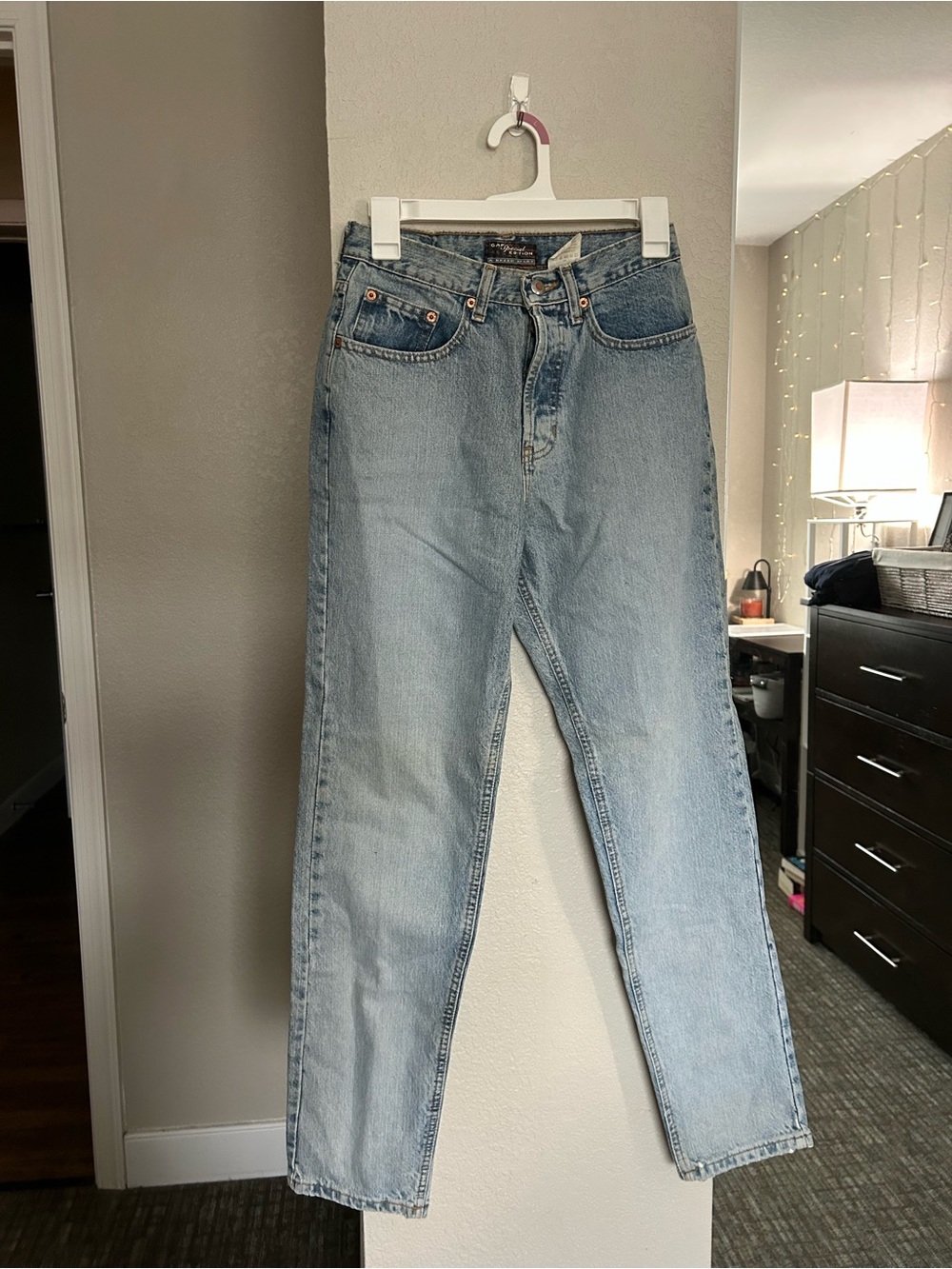 Vintage GAP Light Wash Women’s High-Rise Straight Jeans size 6